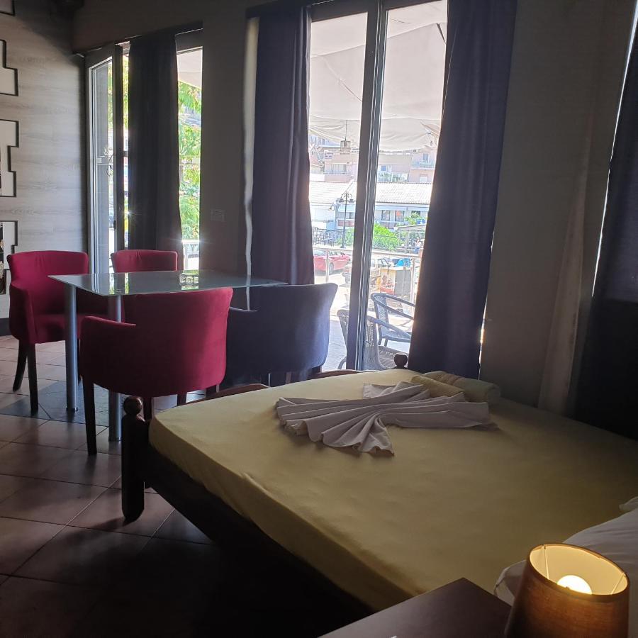 Apartments Prag Улцинь Экстерьер фото