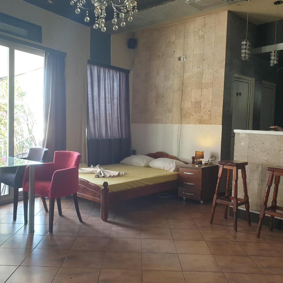 Apartments Prag Улцинь Экстерьер фото