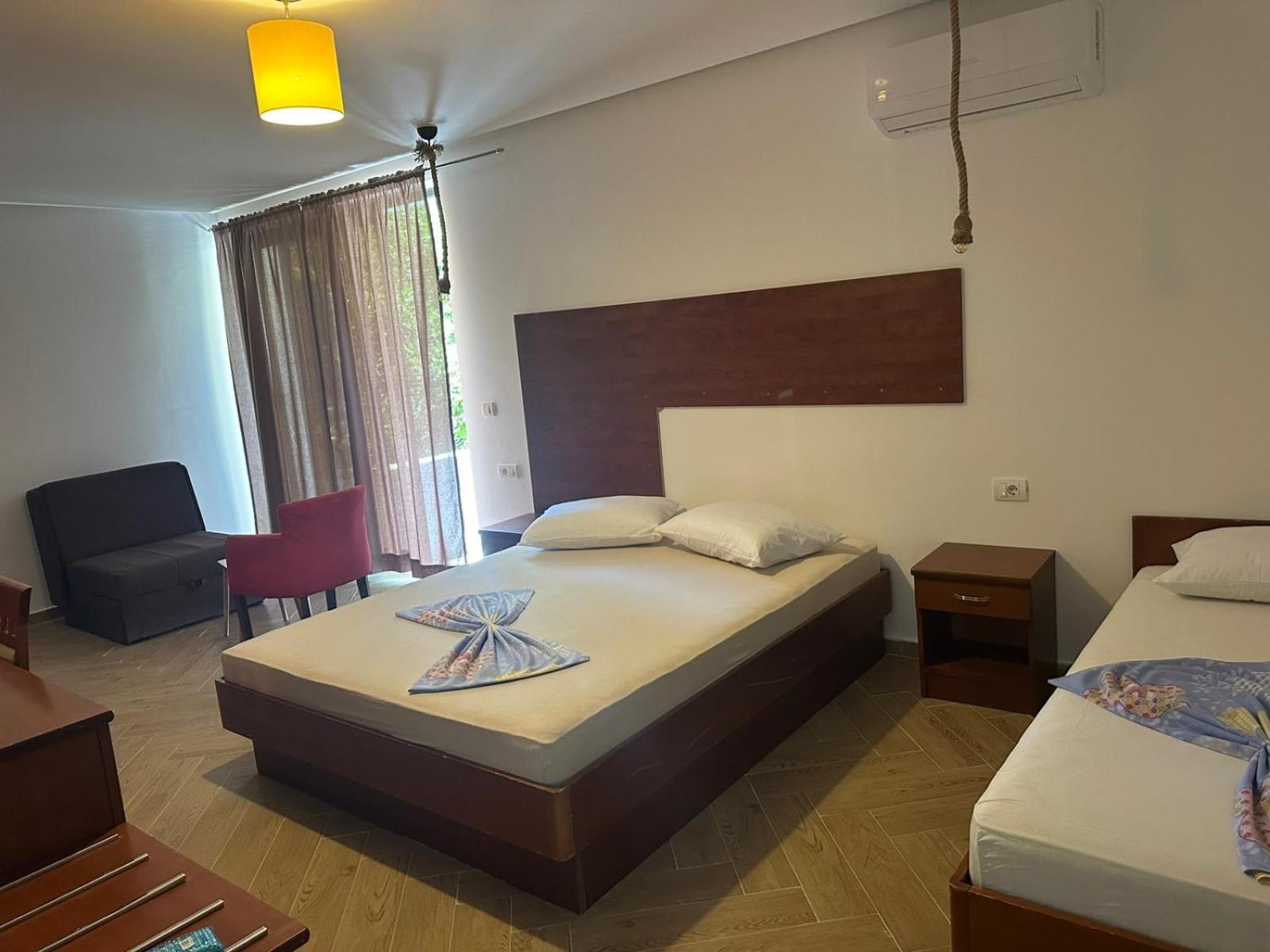 Apartments Prag Улцинь Экстерьер фото