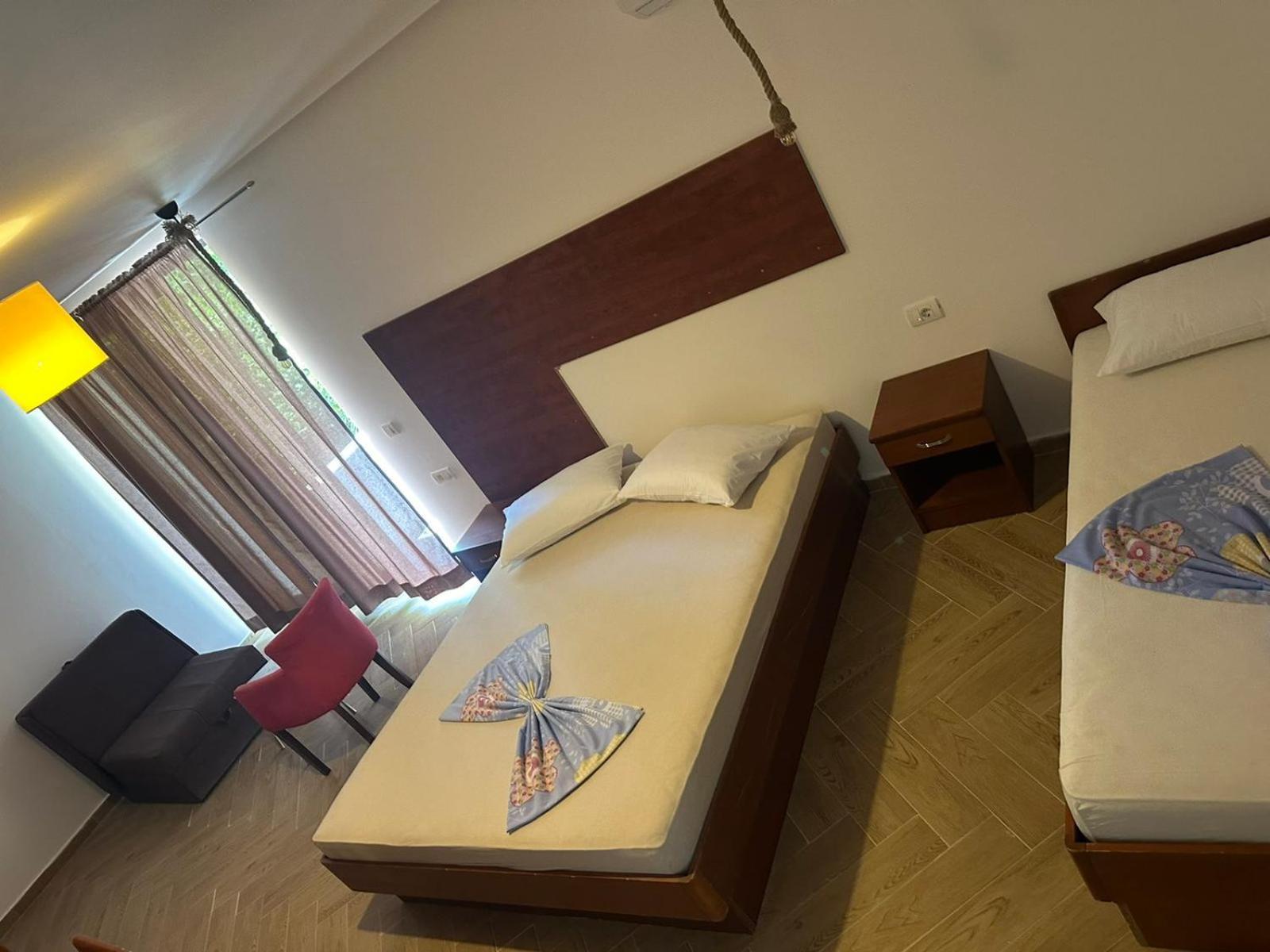 Apartments Prag Улцинь Экстерьер фото