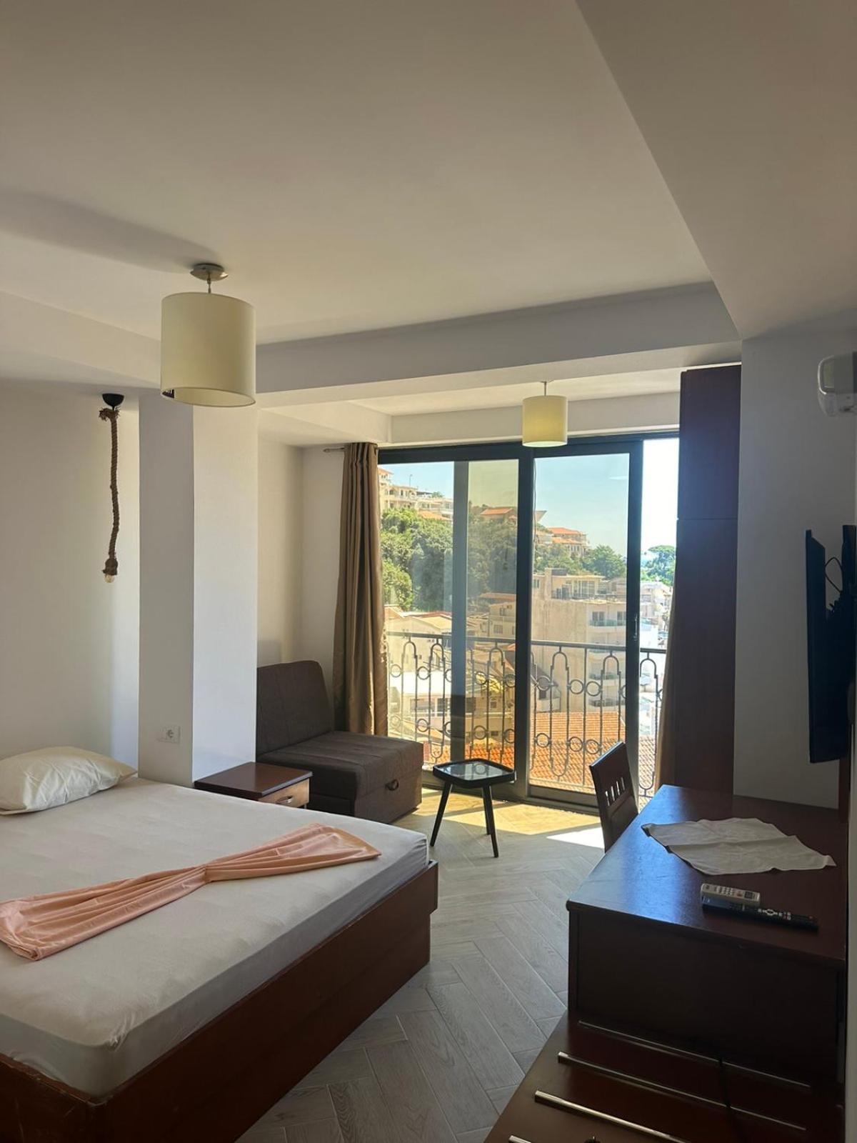 Apartments Prag Улцинь Экстерьер фото