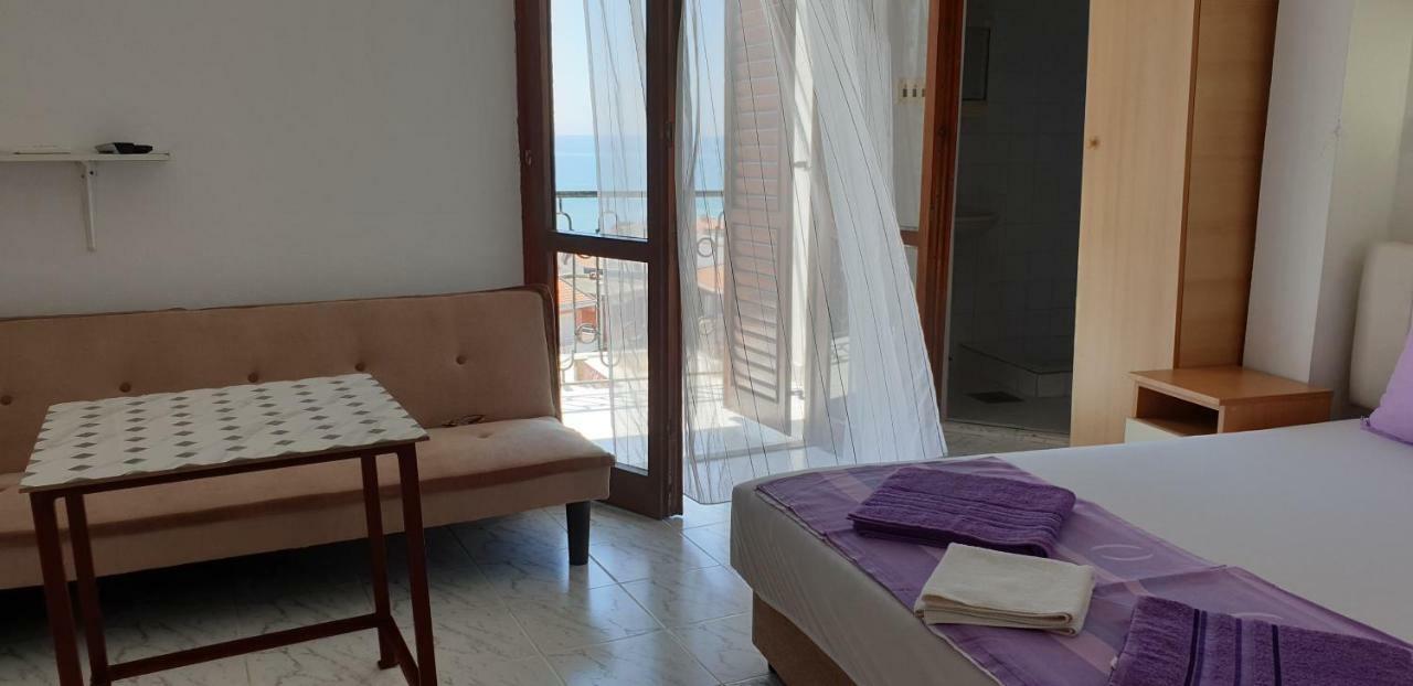 Apartments Prag Улцинь Экстерьер фото